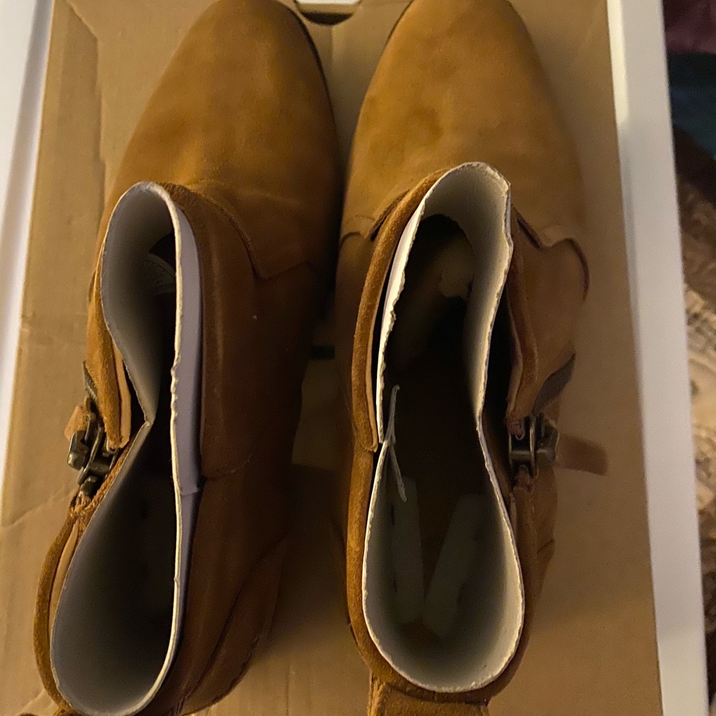 Ugg